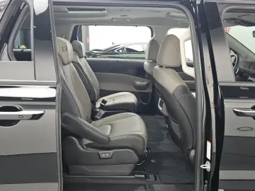 2024 Kia Carnival с пробегом 29 863 км