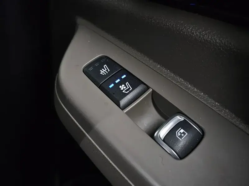 2024 Kia Carnival с пробегом 29 863 км