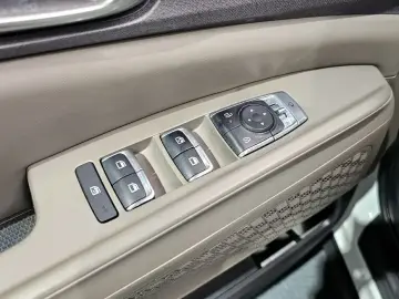 2025 Kia Carnival с пробегом 72 587 км