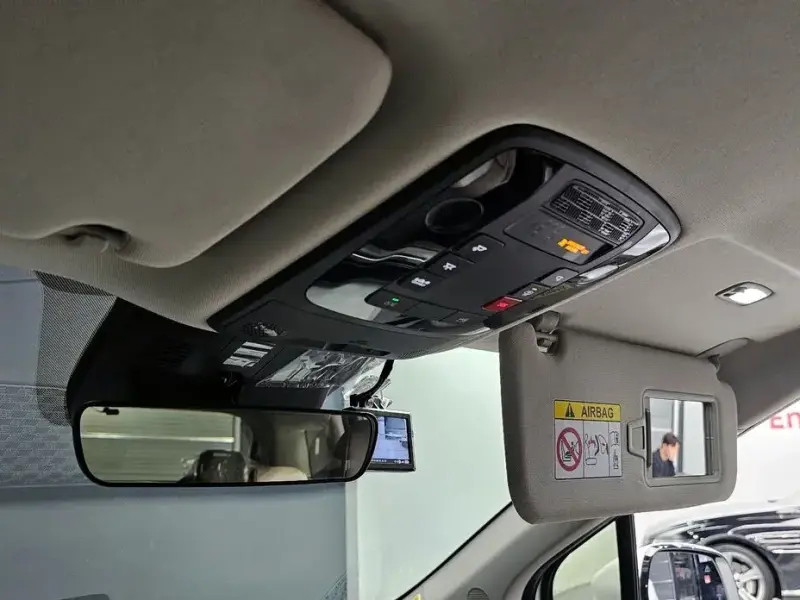 2025 Kia Carnival с пробегом 72 587 км