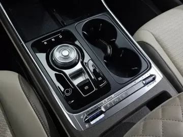 2024 Kia Carnival с пробегом 19 279 км