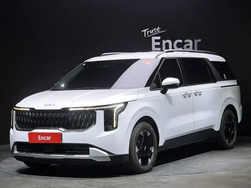 2024 Kia Carnival с пробегом 64 522 км