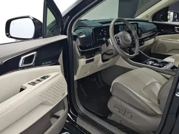 2024 Kia Carnival с пробегом 19 279 км