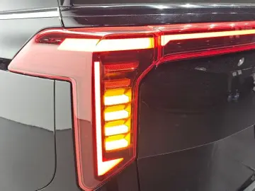 2024 Kia Carnival с пробегом 19 279 км