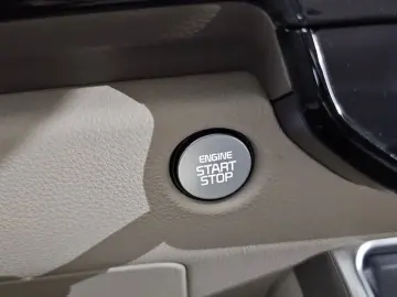 2024 Kia Carnival с пробегом 19 279 км