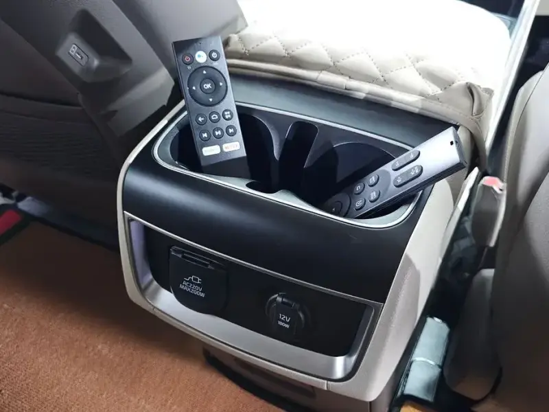2024 Kia Carnival с пробегом 19 279 км