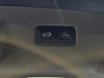 2024 Kia Carnival с пробегом 19 279 км