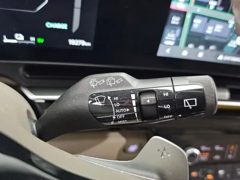 2024 Kia Carnival с пробегом 19 279 км