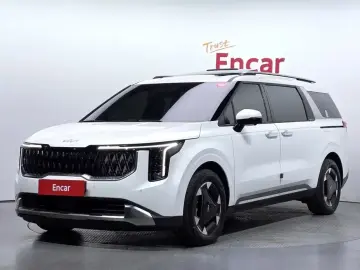 2024 Kia Carnival с пробегом 40 143 км