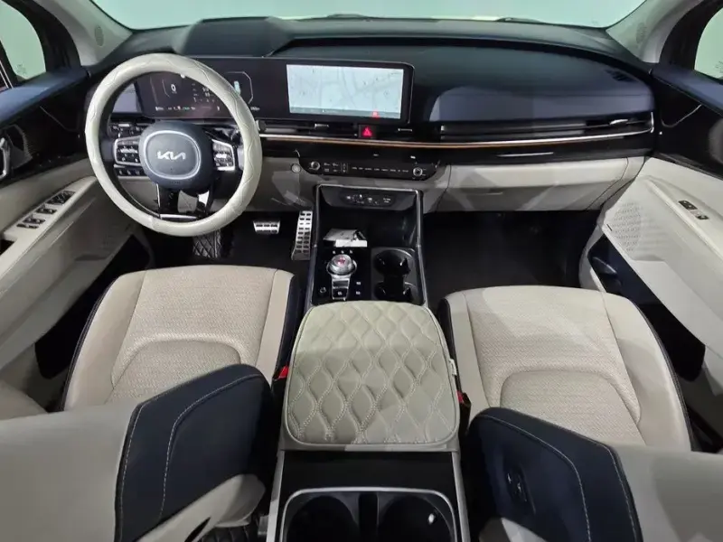 2024 Kia Carnival с пробегом 37 632 км