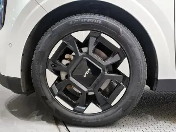 2024 Kia Carnival с пробегом 47 854 км