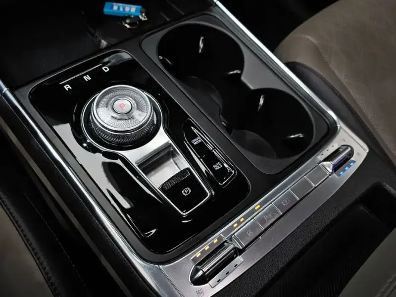 2024 Kia Carnival с пробегом 47 854 км