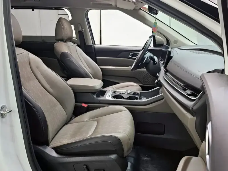 2024 Kia Carnival с пробегом 47 854 км