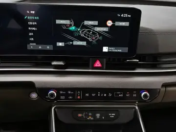 2024 Kia Carnival с пробегом 47 854 км