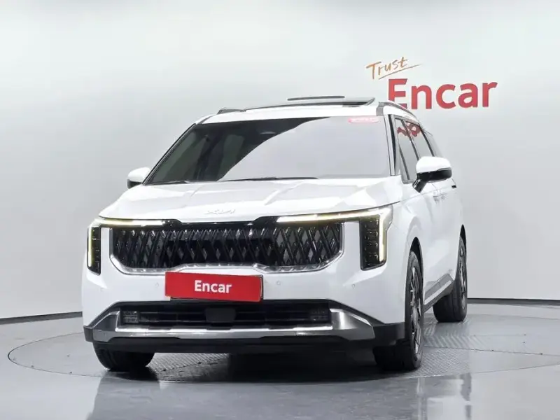 2024 Kia Carnival с пробегом 74 811 км
