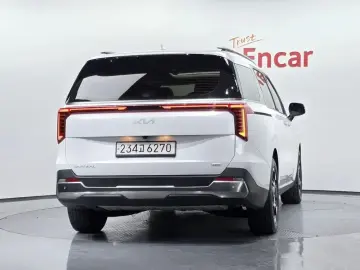 2024 Kia Carnival с пробегом 74 811 км