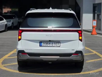 2025 Kia Carnival с пробегом 18 475 км