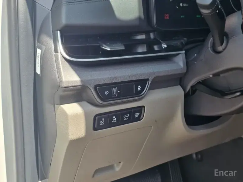 2025 Kia Carnival с пробегом 18 475 км