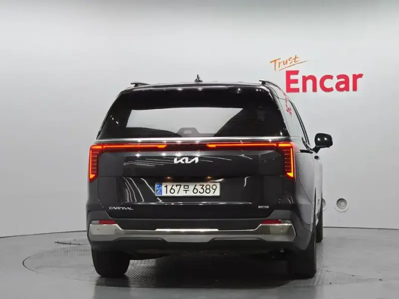 2024 Kia Carnival с пробегом 31 183 км