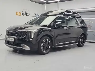 2025 Kia Carnival с пробегом 9 983 км