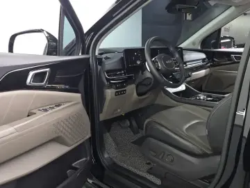 2024 Kia Carnival с пробегом 68 384 км