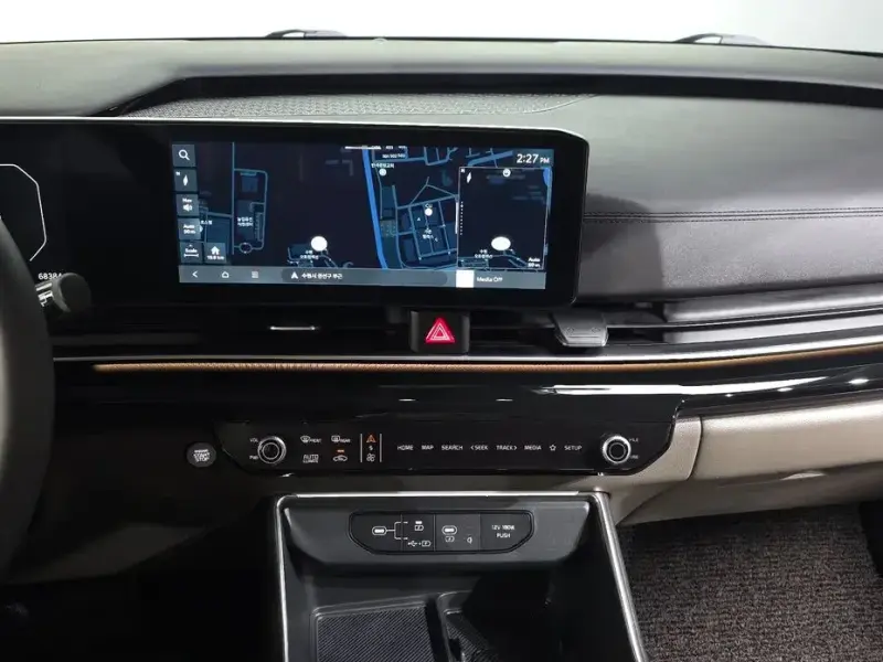 2024 Kia Carnival с пробегом 68 384 км