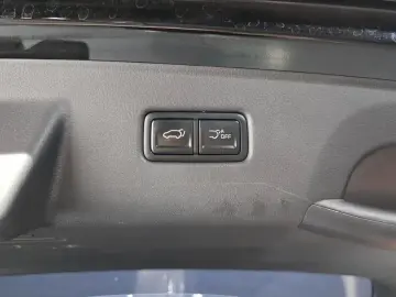 2023 Kia Carnival с пробегом 61 832 км
