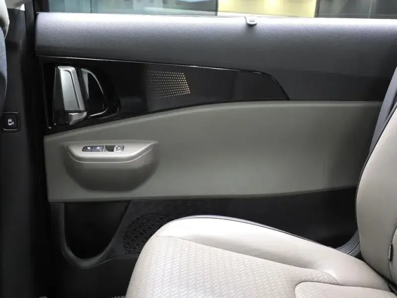 2024 Kia Carnival с пробегом 68 384 км