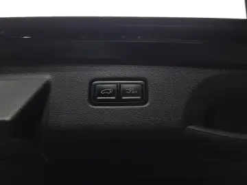 2024 Kia Carnival с пробегом 68 384 км