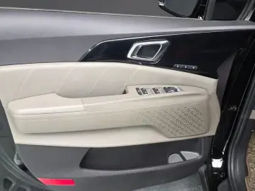 2023 Kia Carnival с пробегом 61 832 км