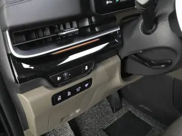 2024 Kia Carnival с пробегом 68 384 км
