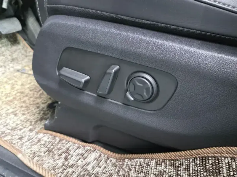 2023 Kia Carnival с пробегом 61 832 км