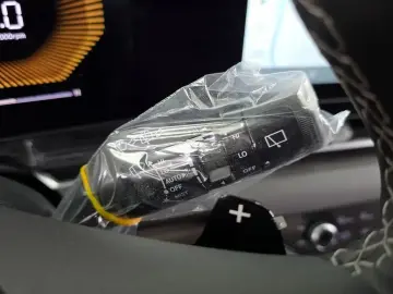 2025 Kia Carnival с пробегом 7 990 км