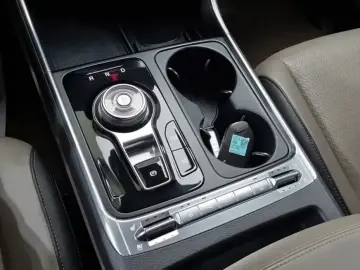 2024 Kia Carnival с пробегом 24 414 км