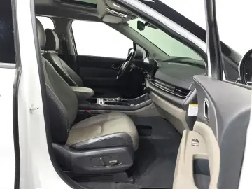 2024 Kia Carnival с пробегом 31 011 км