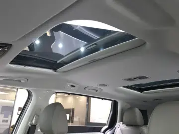 2024 Kia Carnival с пробегом 31 011 км