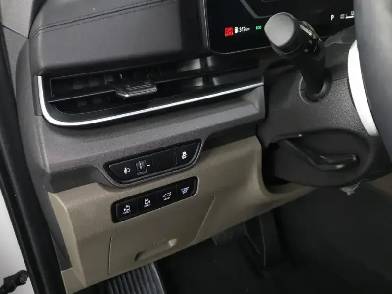 2024 Kia Carnival с пробегом 31 011 км