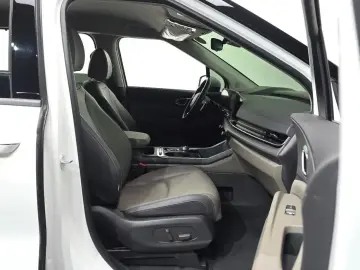 2024 Kia Carnival с пробегом 19 474 км