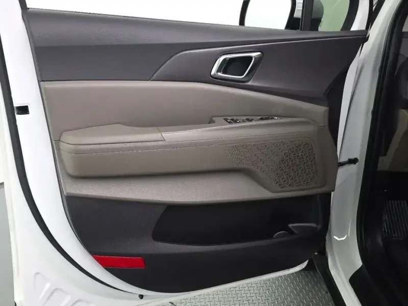 2024 Kia Carnival с пробегом 19 474 км