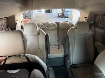 2024 Kia Carnival с пробегом 25 000 км