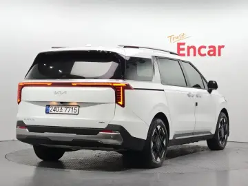 2024 Kia Carnival с пробегом 53 082 км