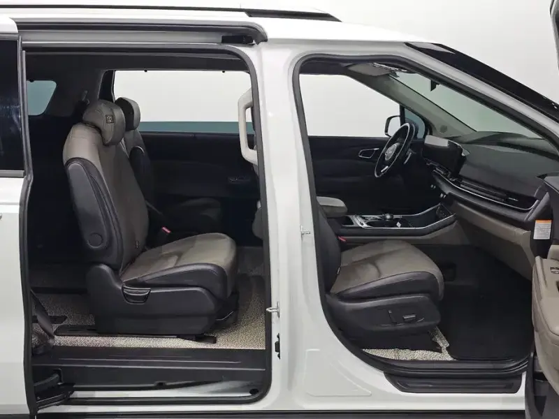 2024 Kia Carnival с пробегом 53 082 км