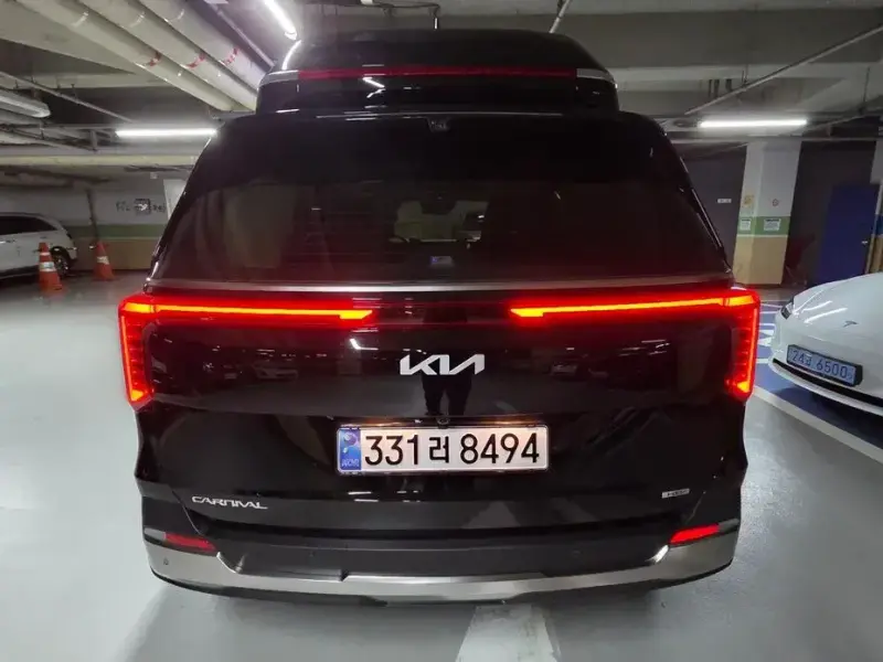 2024 Kia Carnival с пробегом 11 826 км