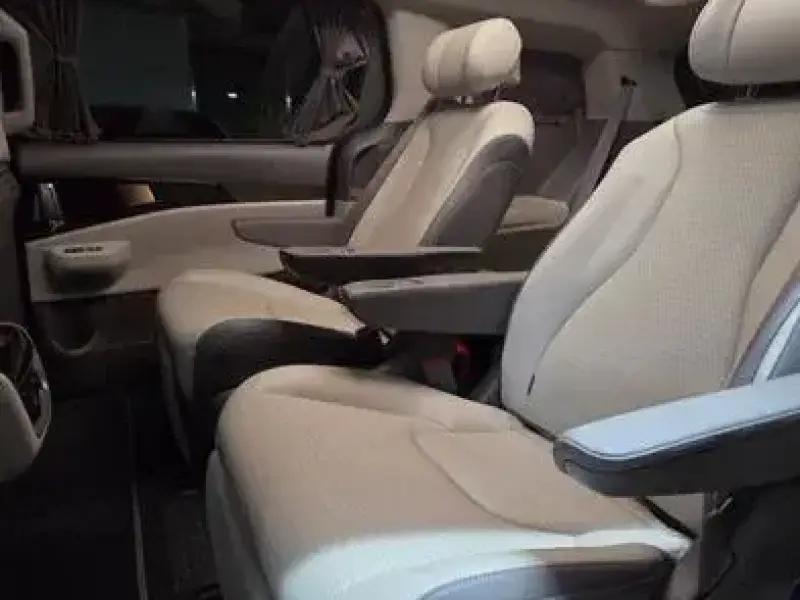 2024 Kia Carnival с пробегом 11 826 км