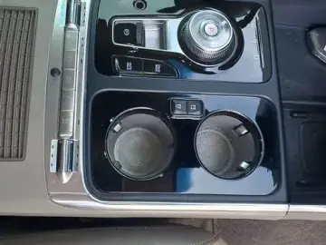2024 Kia Carnival с пробегом 41 542 км