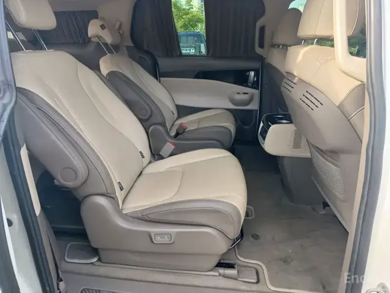 2024 Kia Carnival с пробегом 41 542 км