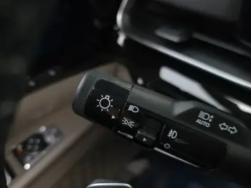 2024 Kia Carnival с пробегом 28 341 км