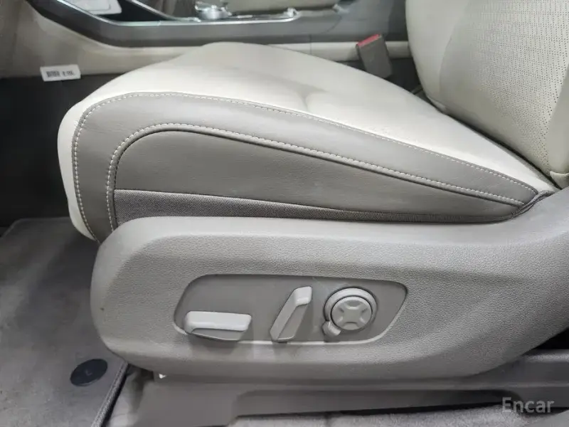 2024 Kia Carnival с пробегом 18 915 км
