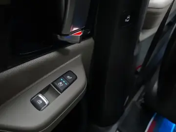 2024 Kia Carnival с пробегом 28 341 км