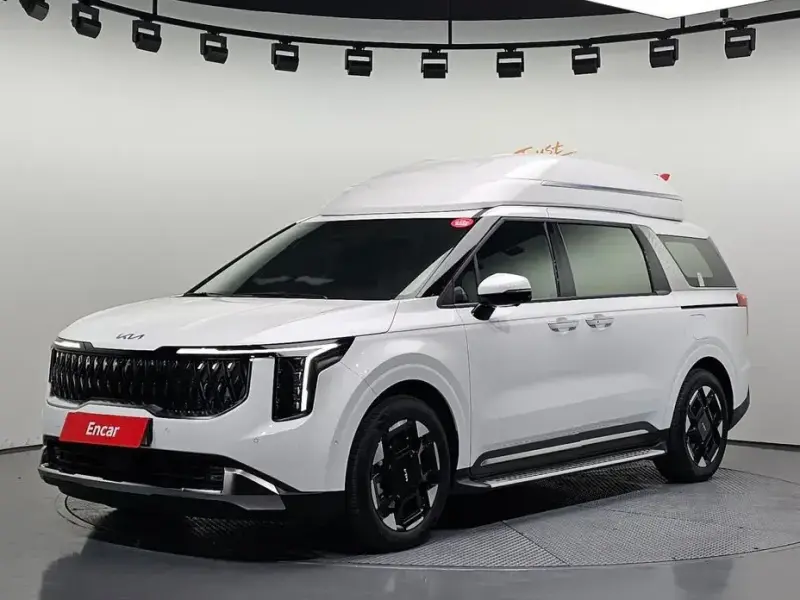 2025 Kia Carnival с пробегом 2 478 км